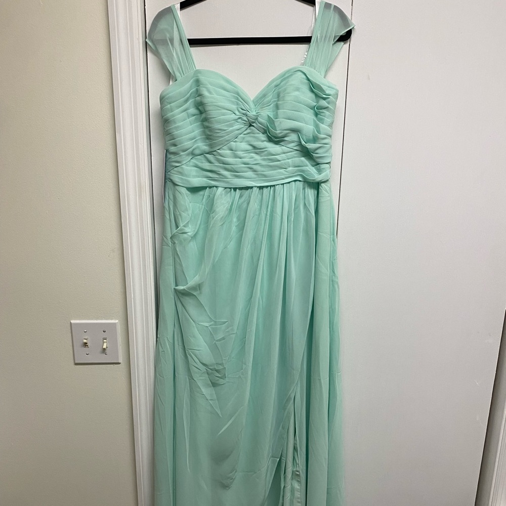 AZAZIE bridesmaid dress brand new